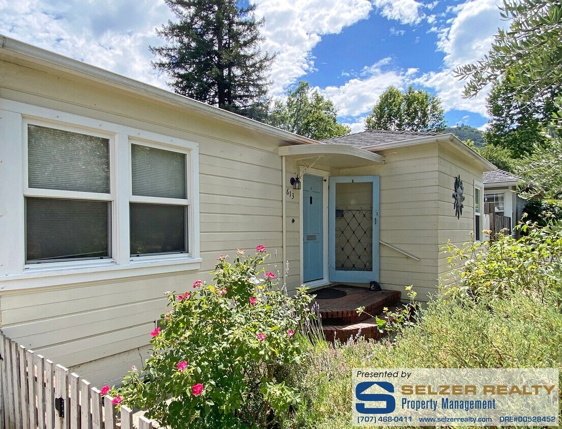 Primary Photo - Charming & well-equipped 2 bd. home on Uki...