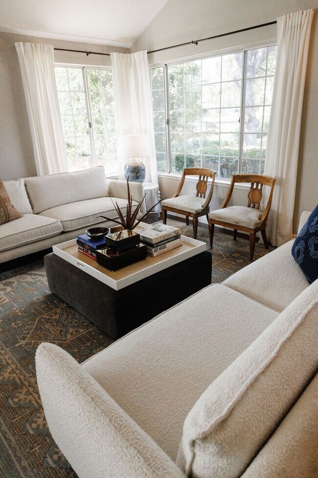 Foto del edificio - This Home Won't Last!!!!