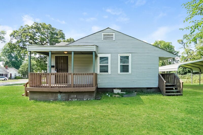 Primary Photo - 227 S Park Rd SW