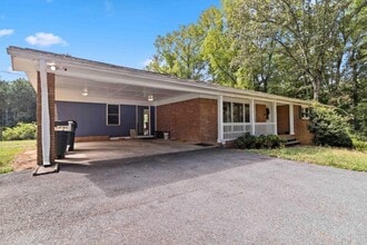 Building Photo - 1646 GA-92