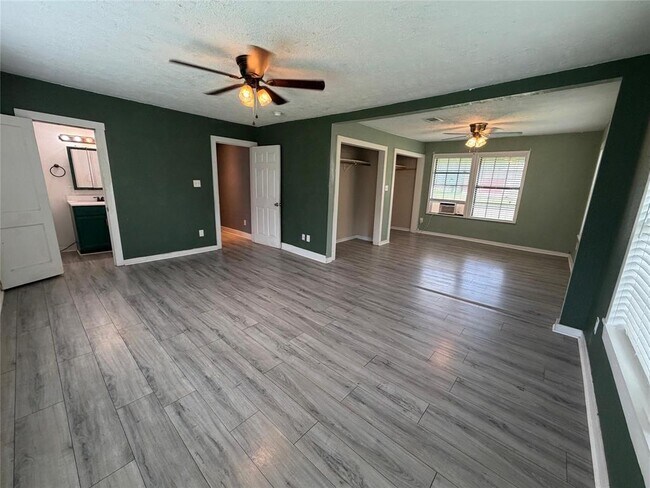 Foto del edificio - 1401 E 29th St