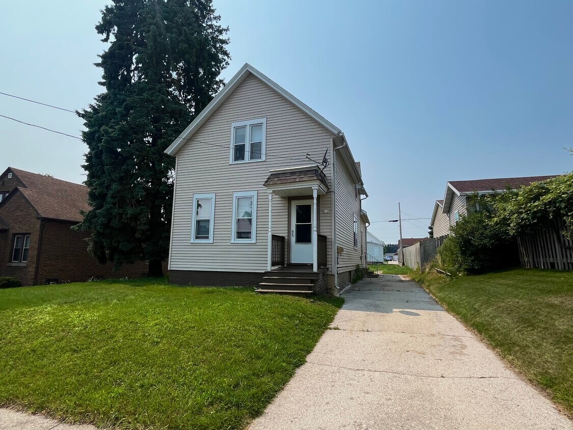 Foto principal - 810 S 25th St