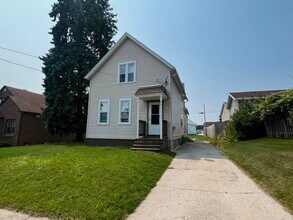 Building Photo - 810 S 25th St