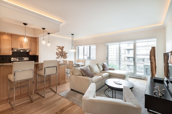 Building Photo - 3455 Rue Drummond