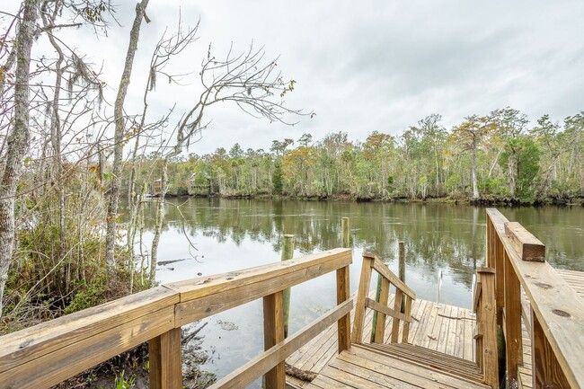 Foto del edificio - Wakulla River Retreat Vacation Rental