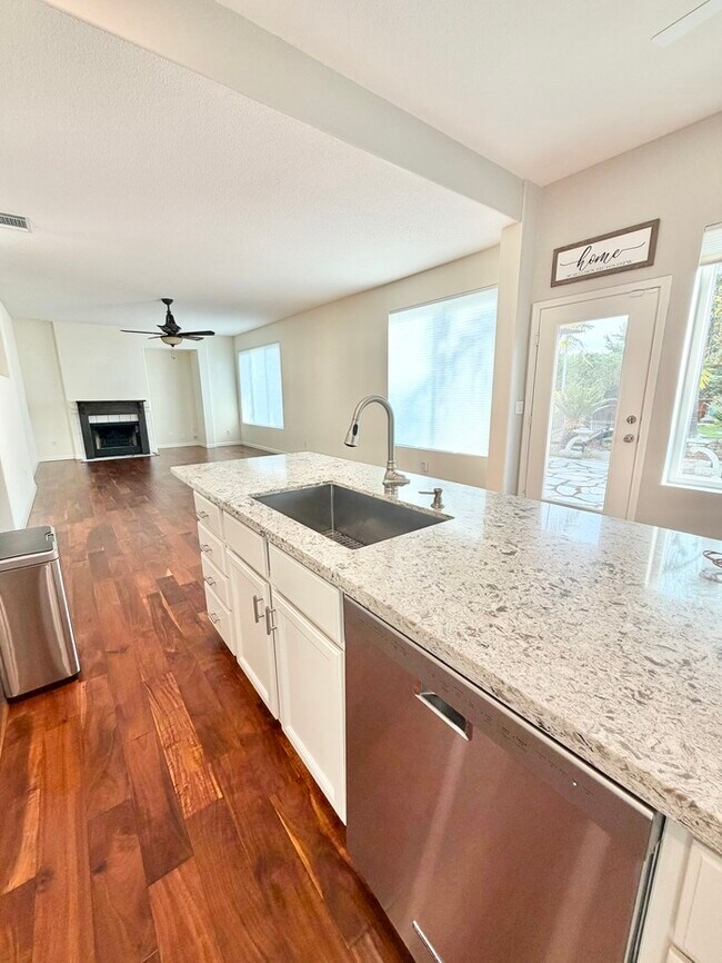 Building Photo - Spacious 5-Bedroom Rocklin Home with Private Backyard Oasis