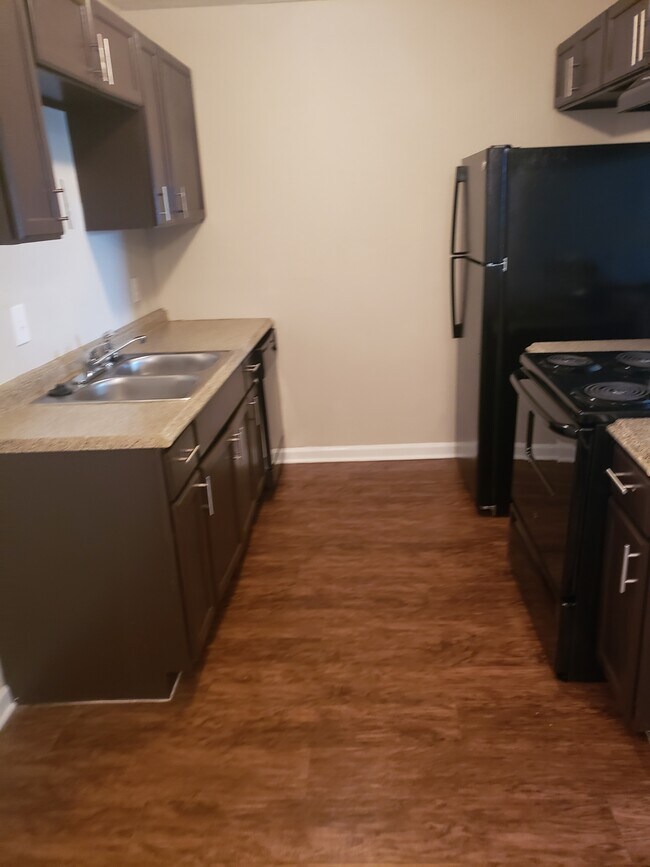 Texas Angleton Ranch Apartments 1400 E Henderson Rd Angleton, TX