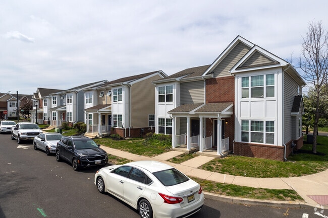 Foto principal - Roosevelt Manor