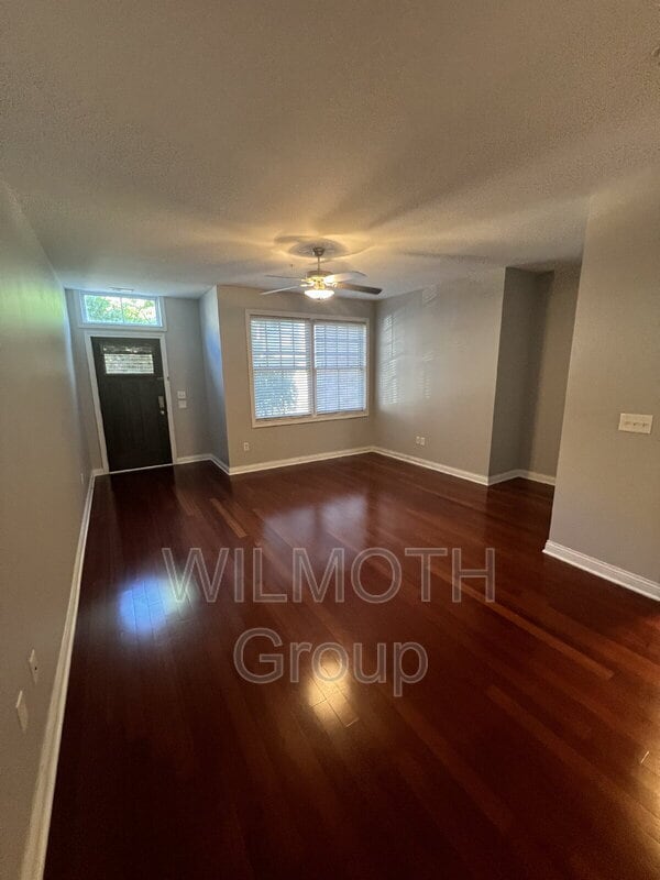 Foto del edificio - 521 N Park Ave