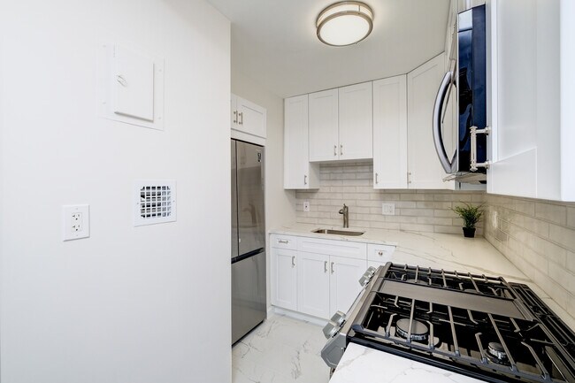 Foto del edificio - 4401 Lee Hwy