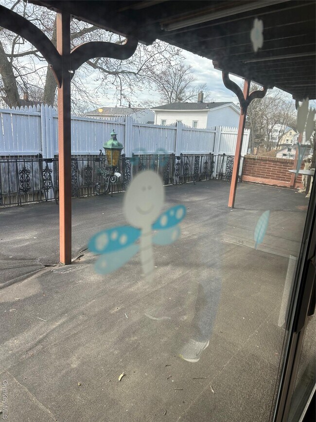 Foto del edificio - 125 W Hoffman Ave