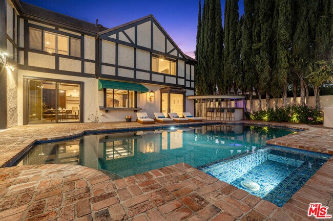 Foto del edificio - 3722 Alonzo Ave