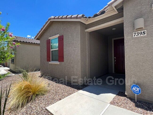 Foto del edificio - 7398 S Via Plaza del Maya