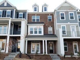 Building Photo - 2907 Great Lawn Rd
