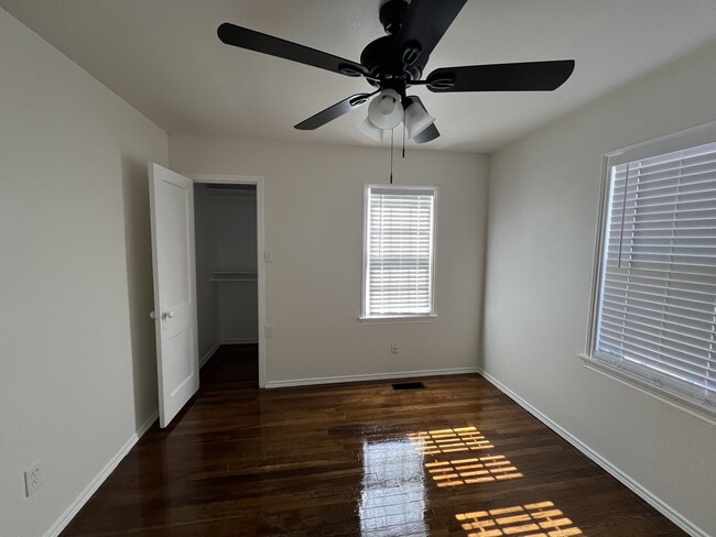 Foto del edificio - 2517 28th St