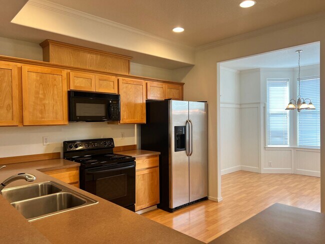 Photo - Beautifully Updated Townhouse with New Car...