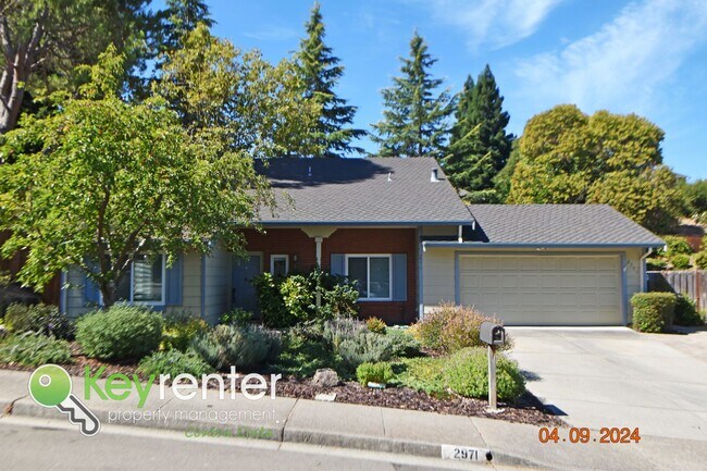 Building Photo - 4 Bed plus Bonus Room and Large Backyard i...
