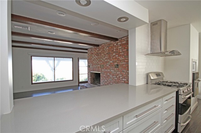Building Photo - 12 Stirrup Rd