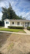 Building Photo - 219 Olive Ave
