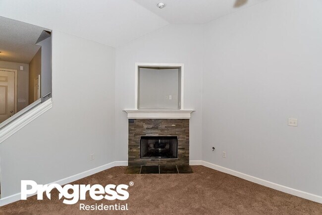 Building Photo - 1146 Casentino St