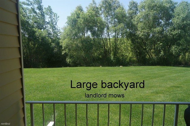 Building Photo - 2 br, 1 bath Townhome - 519 Spruce Hill Road