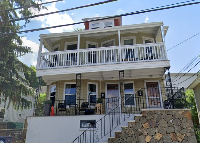 Building Photo - 68 Nonantum St