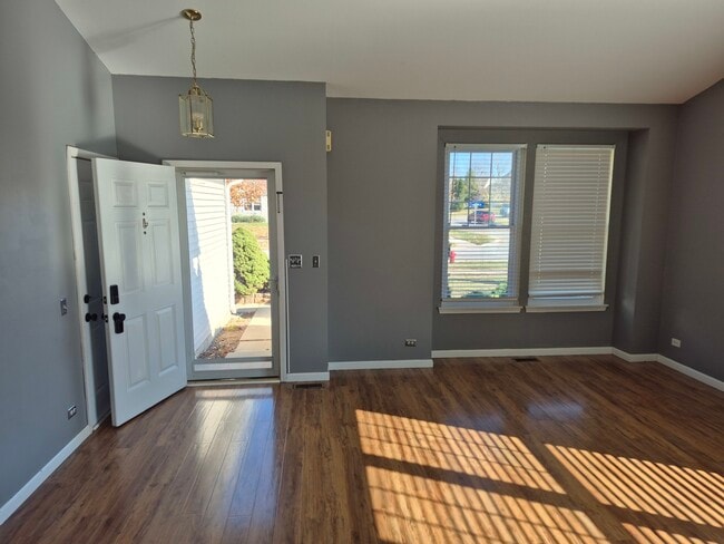 Building Photo - 776 Chesterfield Ln