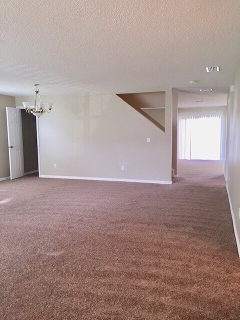 Building Photo - AVALON PARK!MOVE IN NOW! LARGE 5bd 2.5 bat...