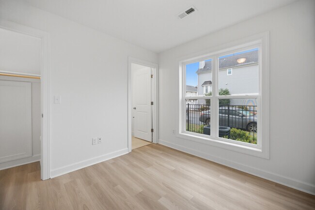 Foto del edificio - 909 Baltic Ave