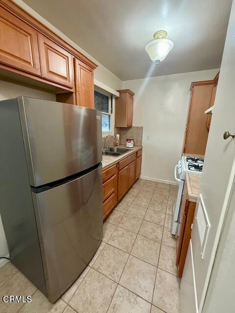 Building Photo - 315 E California Ave