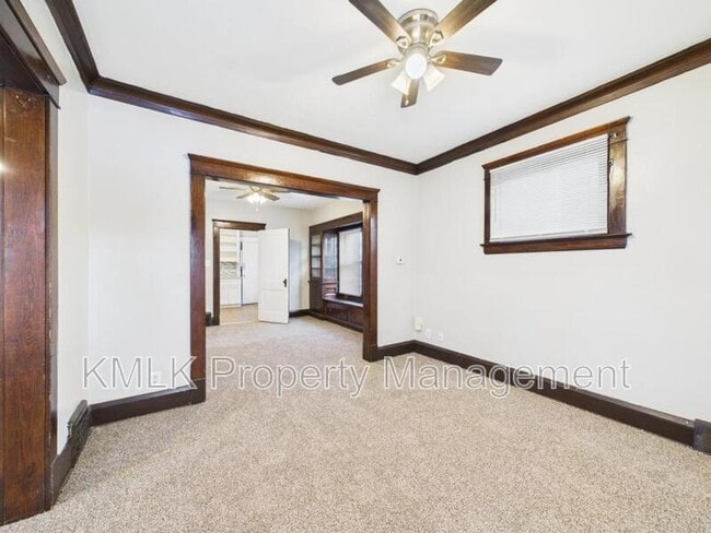 Foto del edificio - 2997 E 128th St