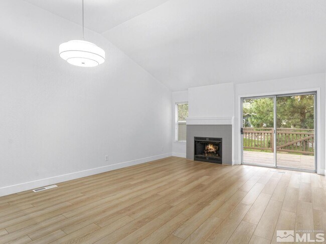 Foto del edificio - 3223 Alum Creek Ct