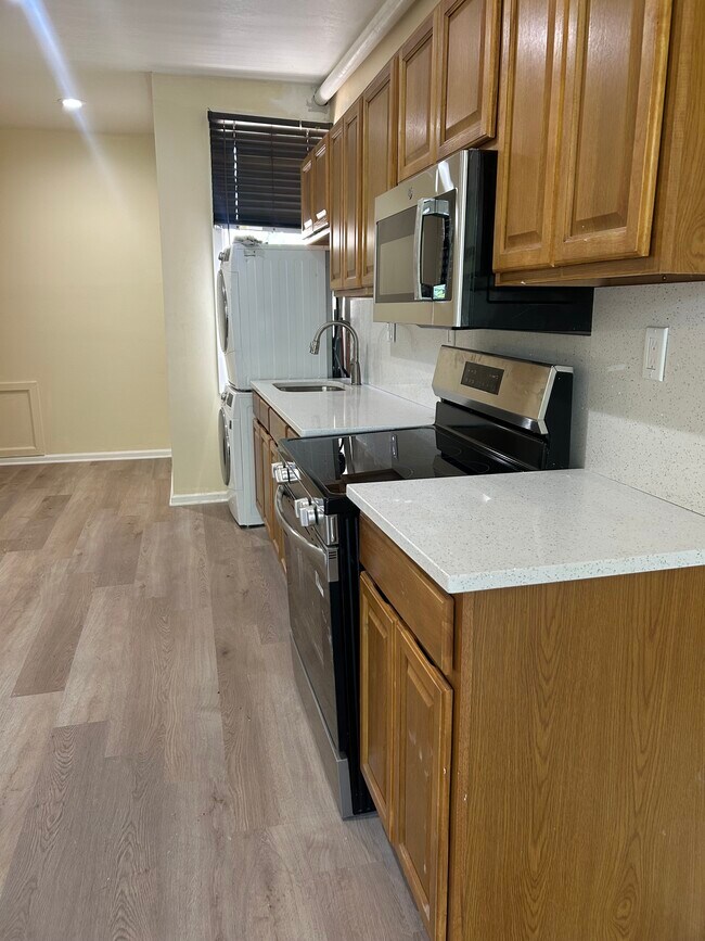 Foto del edificio - 2213 N 33rd St