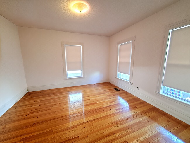 Foto del edificio - 36 Upham St