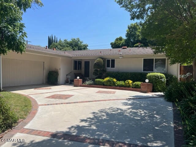 Foto principal - 5846 Le Sage Ave