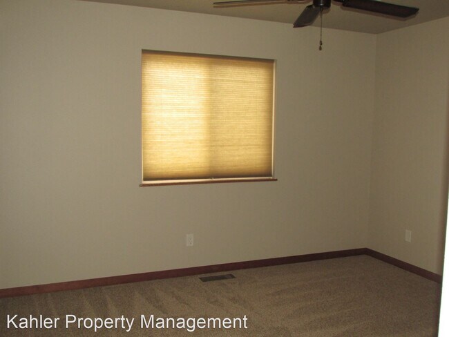 Building Photo - 3 br, 2 bath House - 10950 Freedom Trail