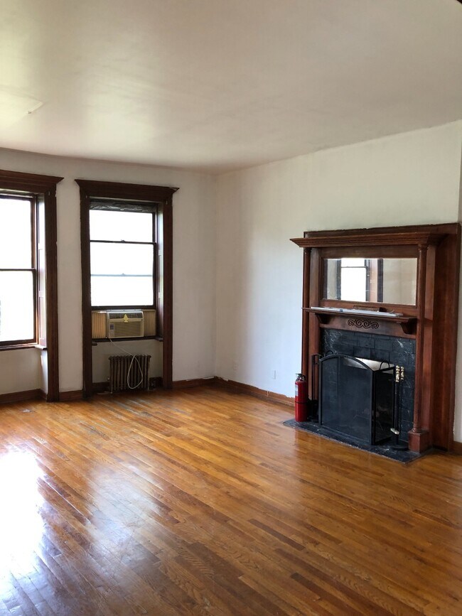 Foto del edificio - 451 W 162nd St