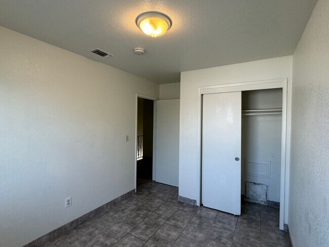 Foto del edificio - 818 Wallace St