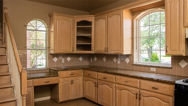 Foto del edificio - 1513 Scarborough Ln