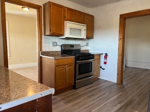 Building Photo - 60 Rathbun St