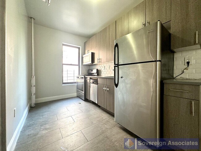 Foto del edificio - 2254 5th Ave