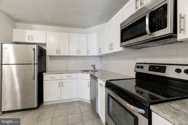Foto del edificio - 241 S 6th St