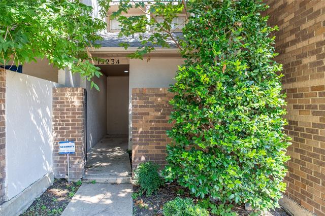 Foto del edificio - 13234 Woodbend Ln