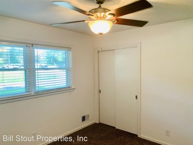 Building Photo - 3 br, 3 bath House - 1100 Yakima St