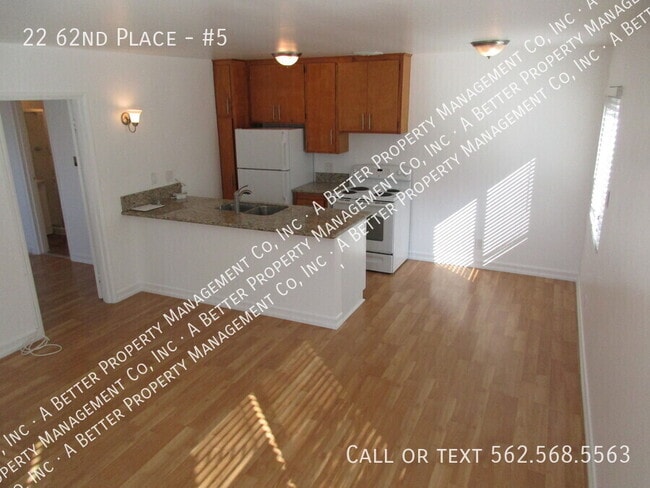 Building Photo - 22 62nd Pl