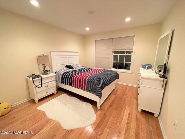 Building Photo - 73 Ironwood Ct
