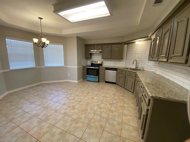 Building Photo - 12527 Millscott Dr