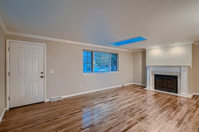 Foto del edificio - West Highlands 4-bedroom 2-bathroom