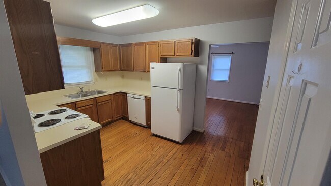 Photo - 2672 W Mountain St House