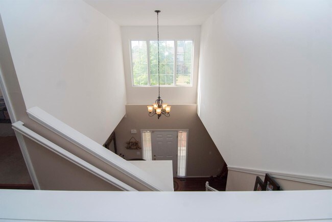 Building Photo - 5137 Blue Spruce Dr